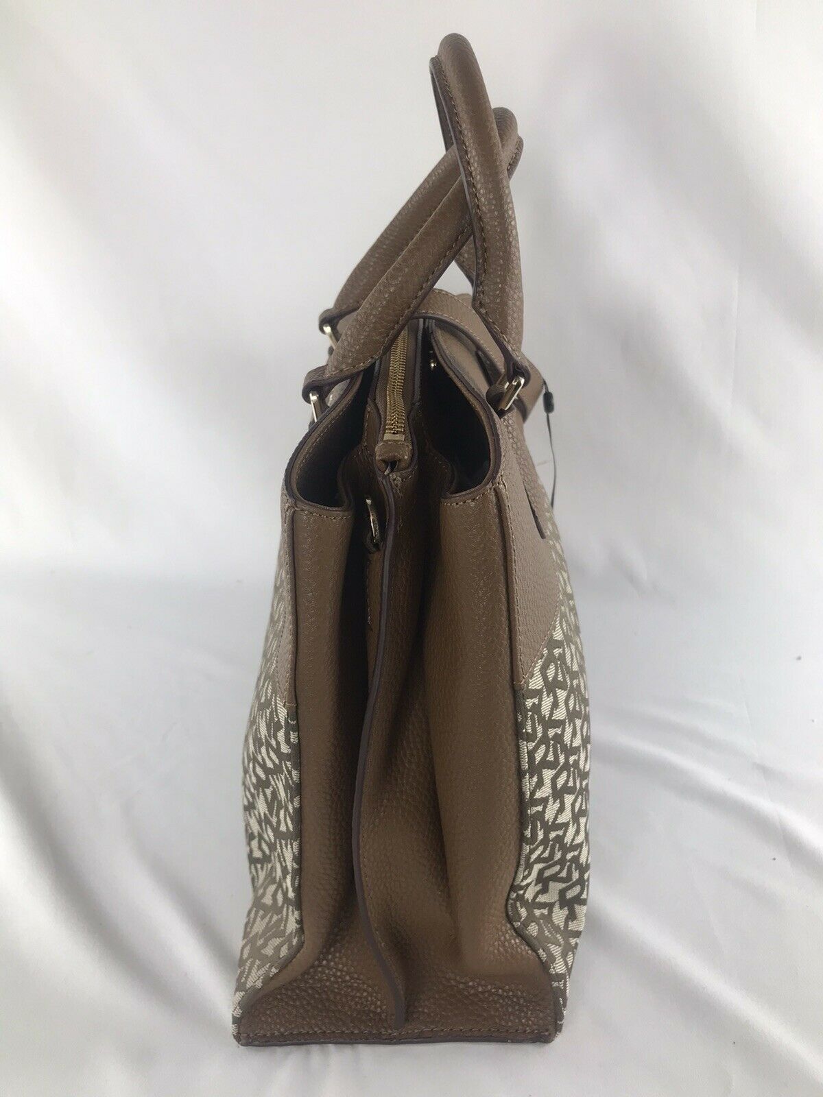 DKNY Satchel strap is broken