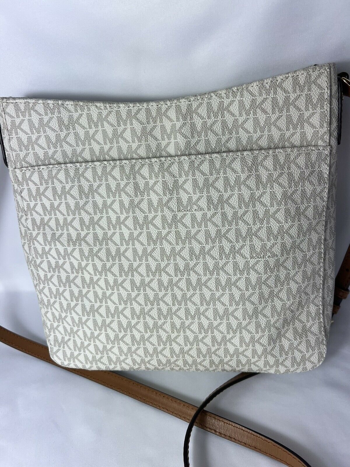 Michael Kors jet set travel crossbody ($198)