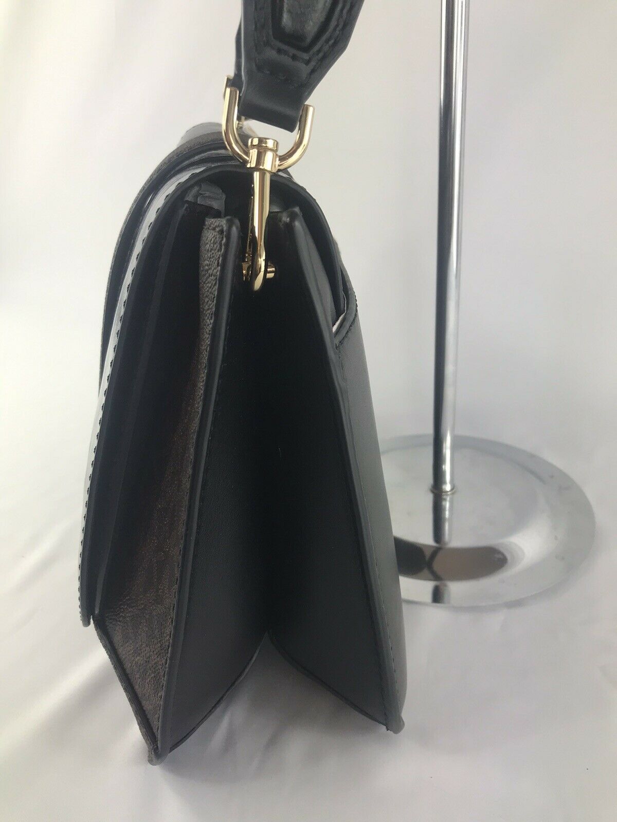 Michael Kors Lillie Shoulder Bag ($398)