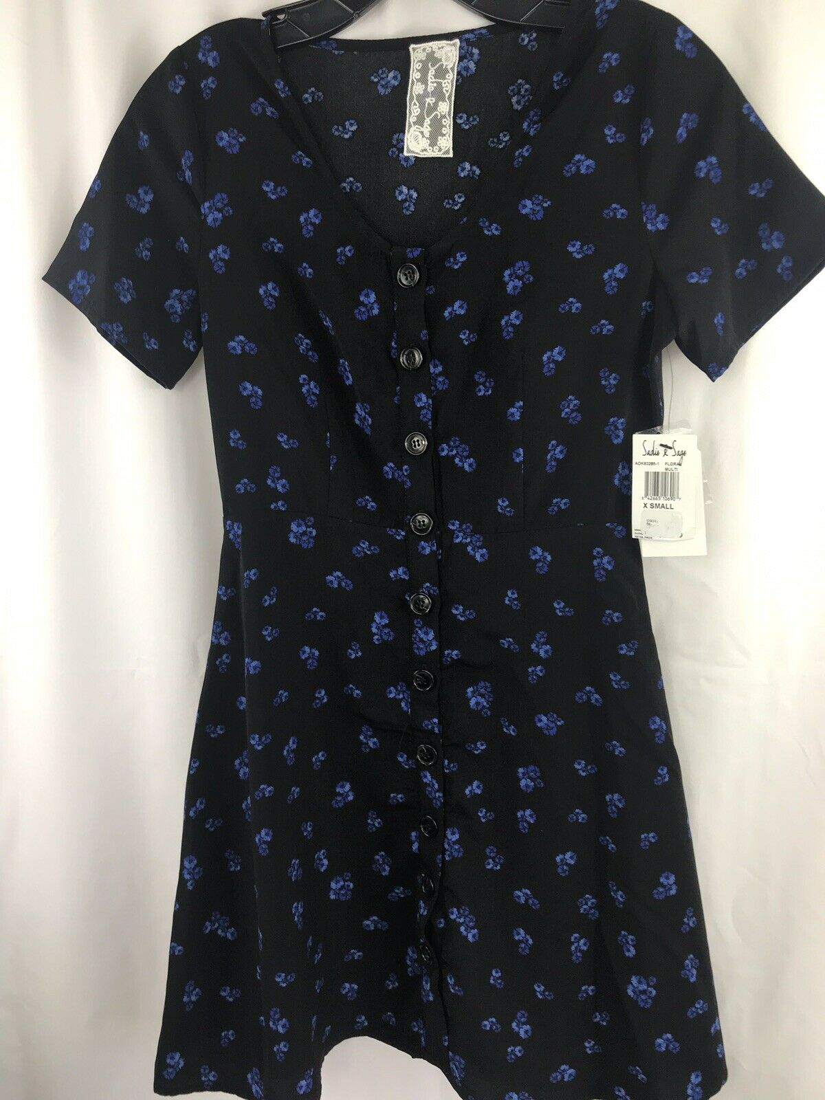 Sadie & Sage Floral Scoop Neck Shirtdress $78 - Outlet Designers