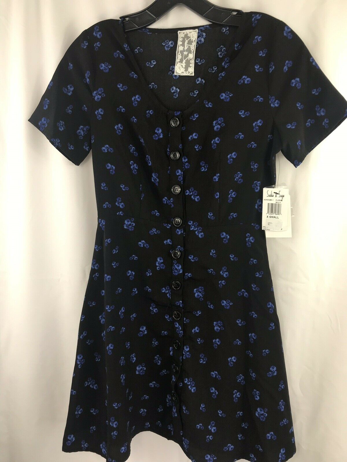 Sadie & Sage Floral Scoop Neck Shirtdress $78 - Outlet Designers