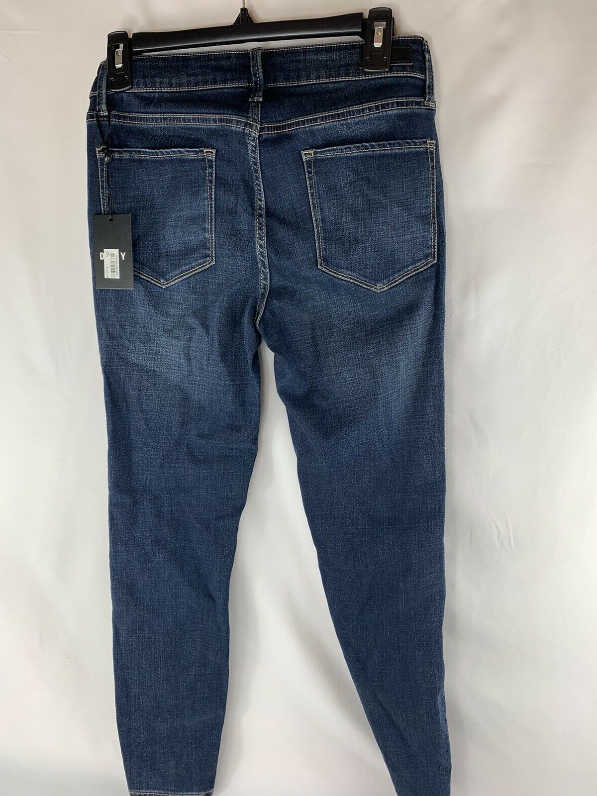 DKNY Jeans 27