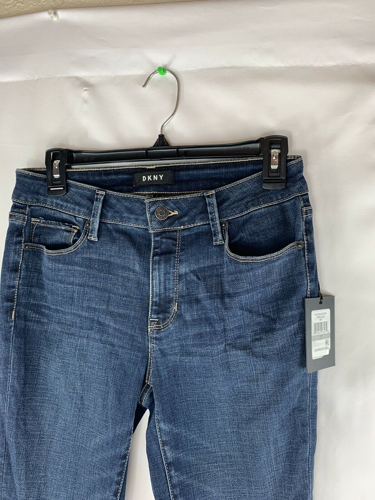 DKNY Jeans 27