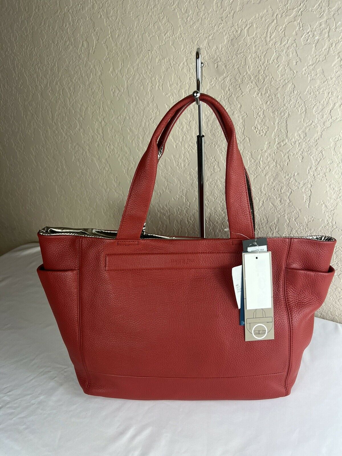 Kenneth Cole Shoulder Bag($149)