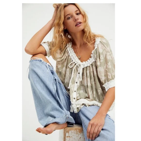 FREE PEOPLE Perfect Day Ribbed Ruffle Top