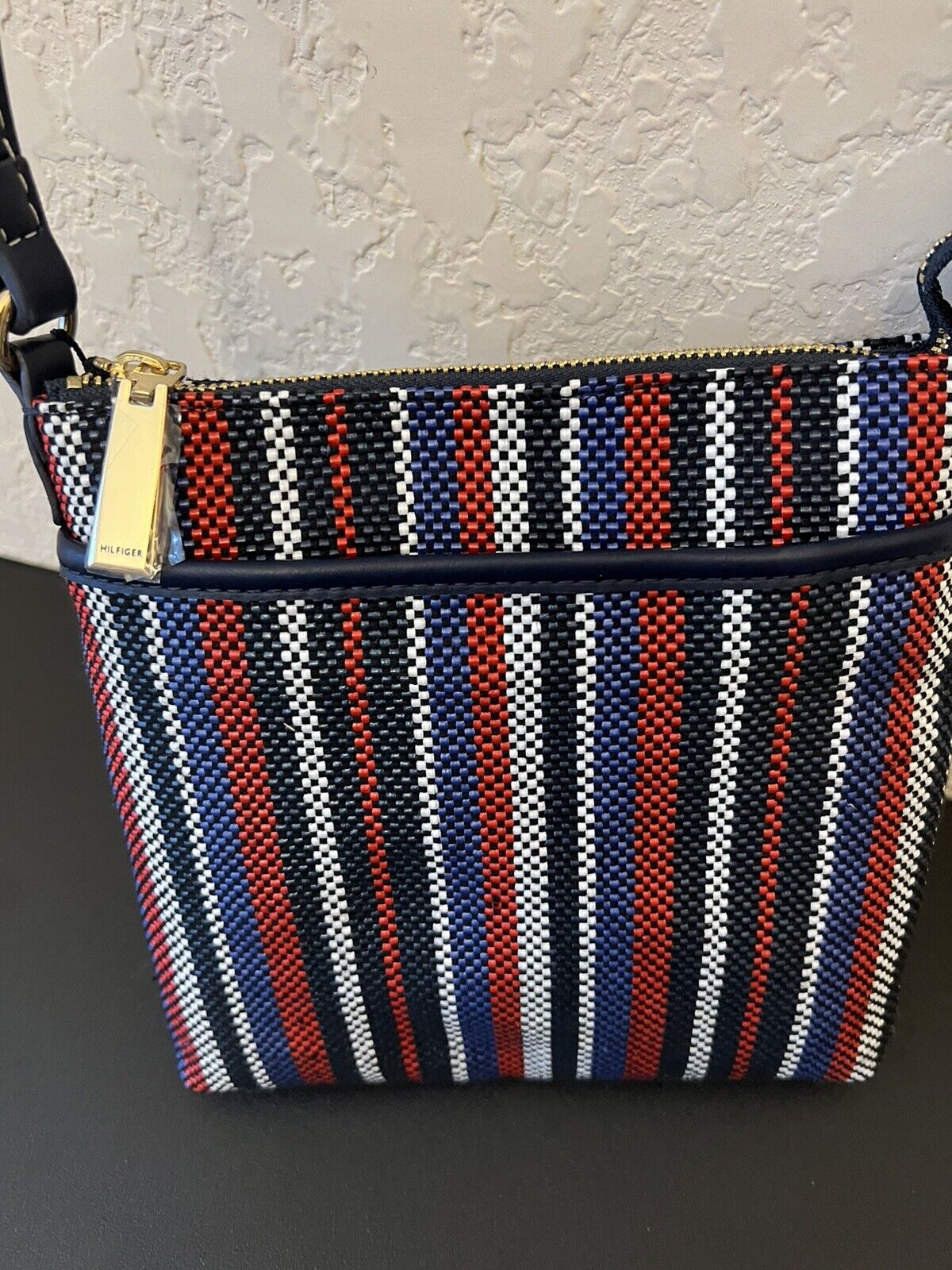 Tommy Hilfiger crossbody